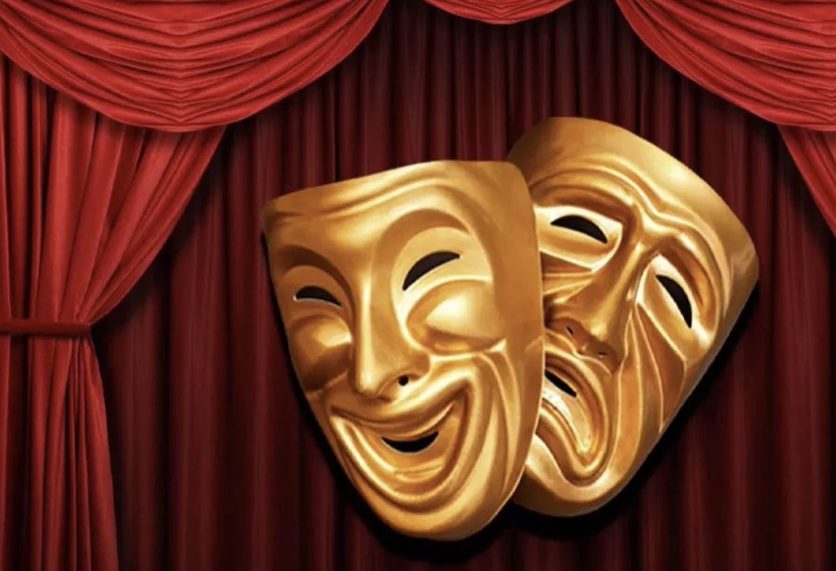 Kentsel dönüşümün başladığı bir Bakırköy’de belediyenin dönüşüm için sadece 18.500.Milyon ayırıp, Tiyatro İşleri Müdürlüğü’ne 585 milyon TL bütçe ayırması sizce ne kadar doğru?
Biz tiyatronun karşısında değiliz, elbette olacak…
Ama bu kadarının olmaması gerekiyor.
585 milyon