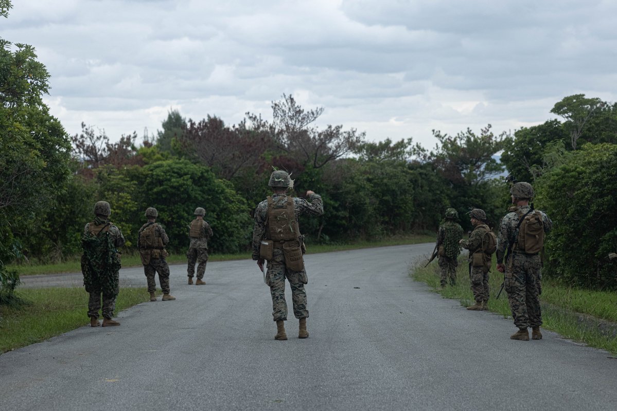 USMC's tweet image. #Marines with @3rdMLG take part in Komodo 26.1 field exercise at Camp Hansen, Okinawa, Japan.

The field exercise was performed to rehearse land navigation, patrolling, and various infantry classes to sustain and enhance combat effectiveness through the development of individual…