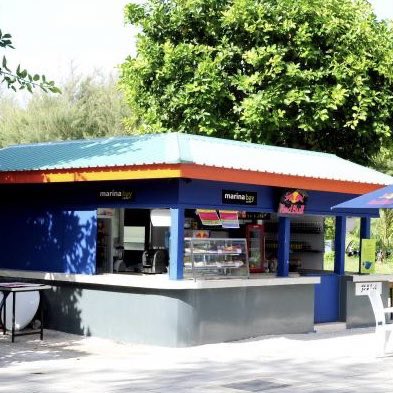 This kiosk near MTCC ferry terminal generates 55,000 to 75,000 MVR in daily sales.

HDC MD Zuhair has accepted 1 million MVR from Buru Gang Ghaanim (he was prosecuted for stabbing an MNDF personnel on duty) to award it to them.

41 parties applied, with some offering rent