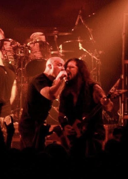 davidmdraiman's tweet image. Missing you today my brother 🙏🏻🤘🏻💔
#dimebagdarrell @Pantera 

Photo courtesy of @chadleephoto