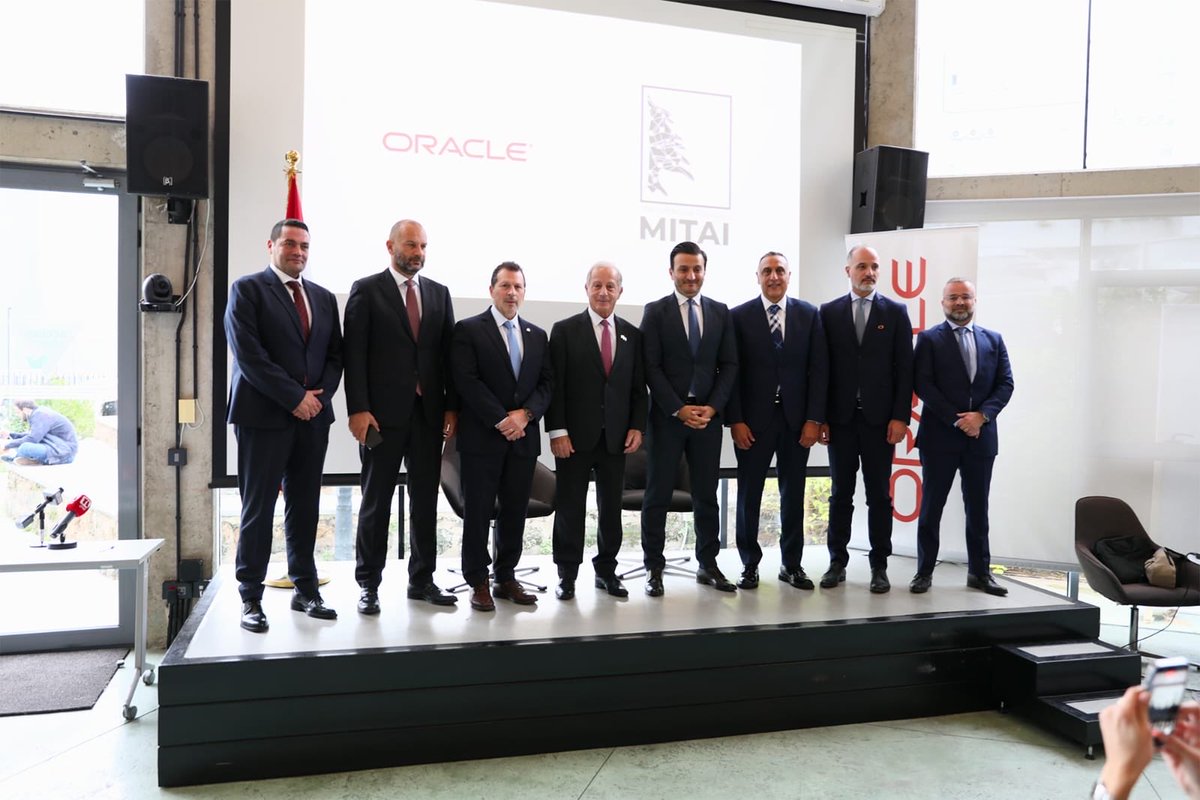 🚨 Big news for Lebanon’s digital future: Ambassador Issa welcomed the signing of an MoU between Oracle and Lebanon's Office of the Ministry of State for Information Technology and AI to train 50,000 public-sector employees and Lebanese citizens in cutting-edge AI.  

Together