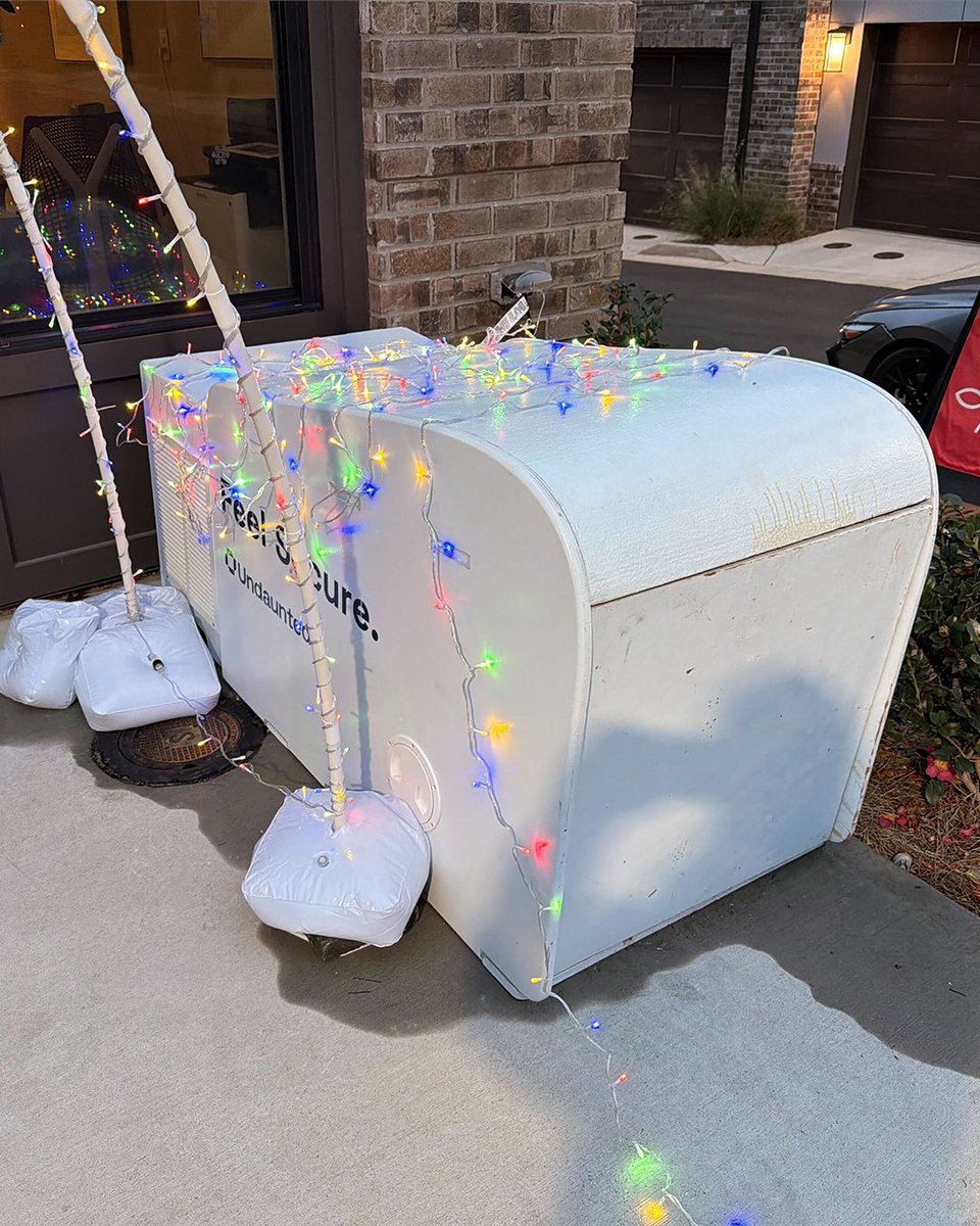 A big shout-out to Vela Park for helping bring the holidays to our doghouse. From our team at Undaunted, we’re wishing you all a warm, safe, and peaceful holiday season! Grateful to be serving this community.