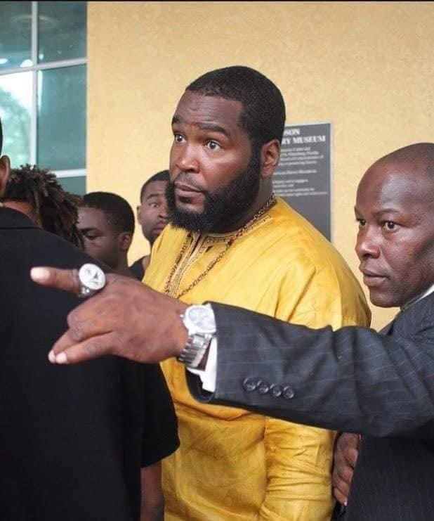 JustRobby tweet media