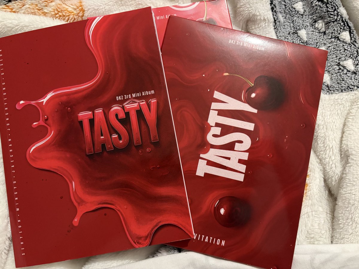 DKZ’s album is just crazy !! 

#DKZ #디케이지
#TASTY #테이스티
#ReplayMyAnthem
