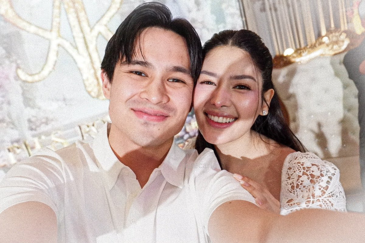 lots of razzles are manifesting solo project for azralph next year. tama ipush natin yan, we used to manifest for azralph naiilang ofc mv then it happened. sana this time, the universe is with us too.

azralph movie or series in 2026 💛🧿