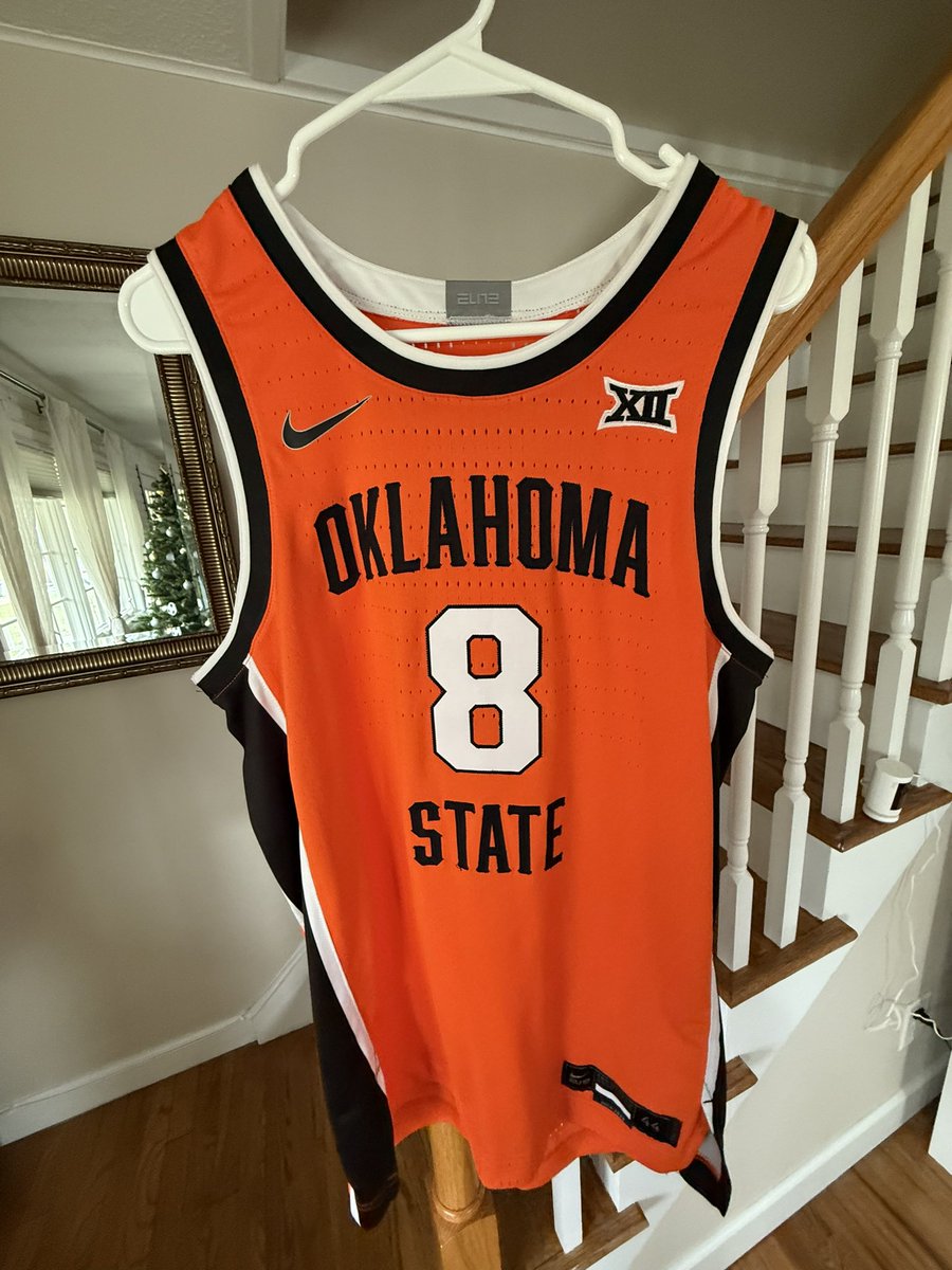 BlueBlooded tweet media