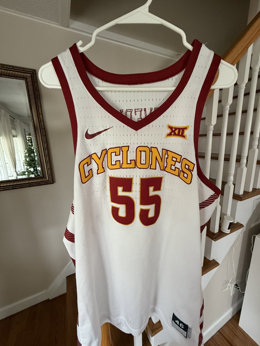 BlueBlooded tweet media