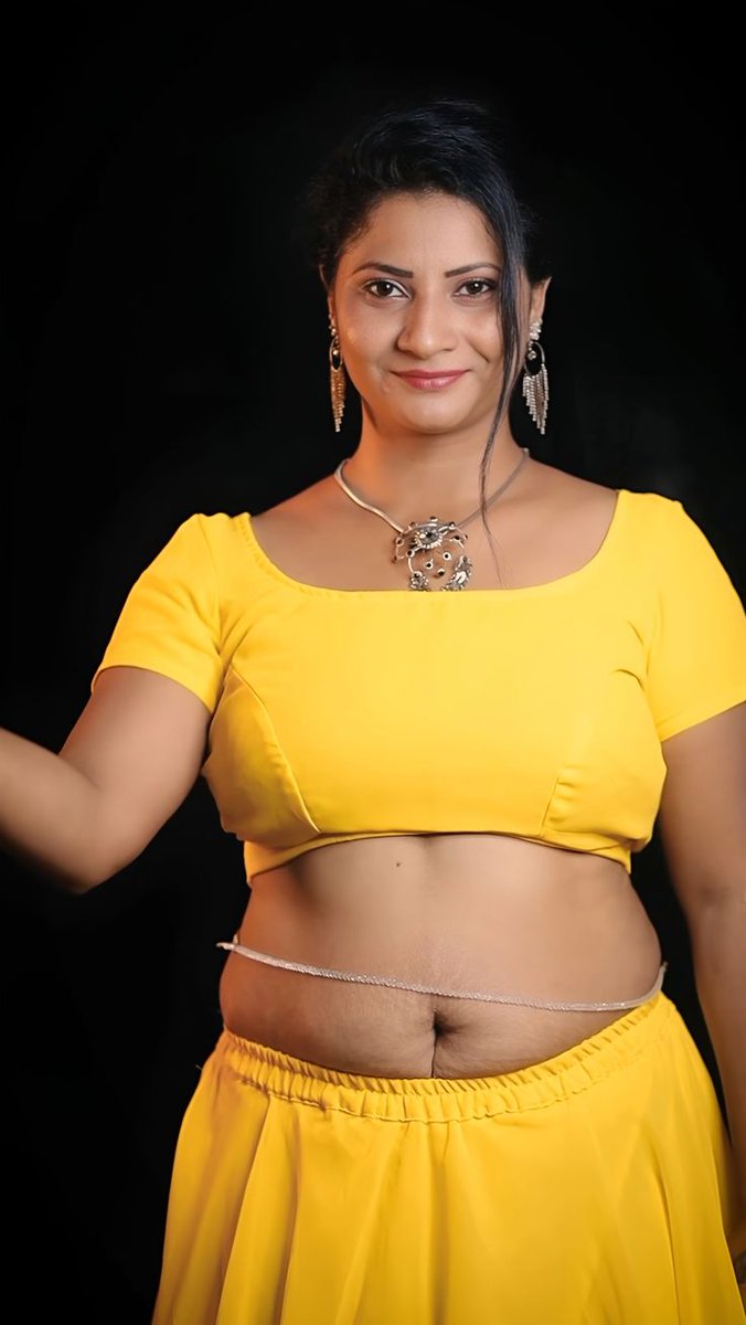 couples4040's tweet photo. Hi everyone 💯fmfb come vc💯
.
.
.
. gift available on vc💯👅
#sima #Video #Sreeleela #RashmikaMandanna #Trisha #NayantharaHot #hotwebseries https://t.co/vp3BteHceB