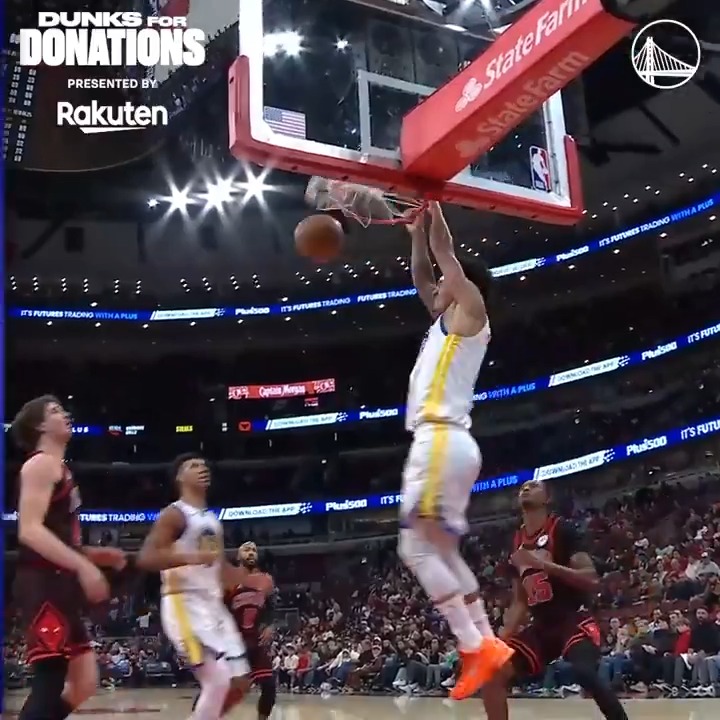 The Dubs have 72 dunks so far this season, resulting in $180,000 raised for the Warriors Community Foundation, courtesy of @Rakuten
Dunks for Donations || #DubNation