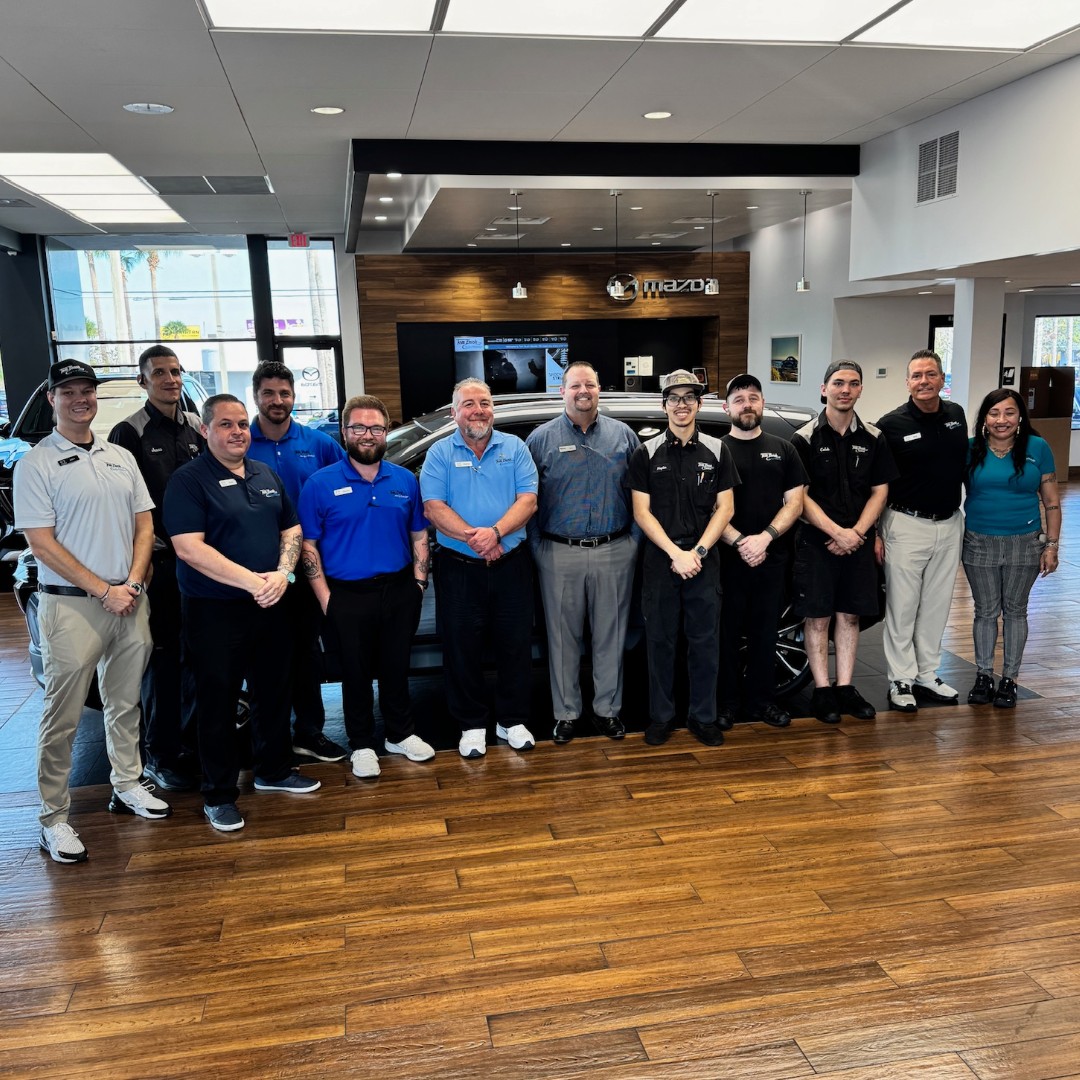 Help us congratulate our General Manager, Ken Milhorn, on his FIVE year anniversary with Tom Bush! We are so grateful for his dedication to us over the years. Here's to many more! 🎉