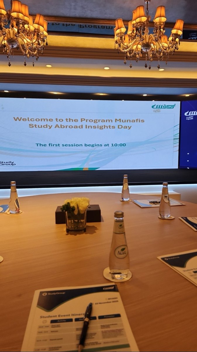 دانـه الحريـر ✨ tweet media