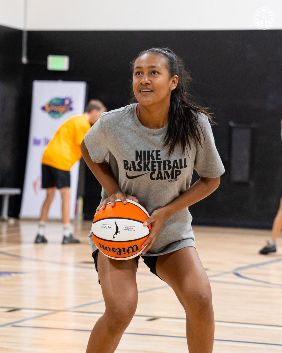 LASparks's tweet photo. JR Sparks Co-Ed Nike Basketball Camp is almost here! 

Join the Sparks at El Segundo Middle School on December 29-31st from 9-3pm. 

Register today: https://t.co/IMI1Sgy2Dh https://t.co/E1ufTXnSU9
