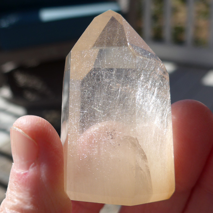 SatyaCrystals's tweet photo. Golden Angel Hair Rutile Isis Channeling Generator

https://t.co/d2VeJx6bbo

#reiki #Crystals #Lightworker #EnergyHealing #crystalshop #crystalhealing #rockhounds #healingcrystals #rutilatedquartz #rutile https://t.co/DIbw8kWqZy