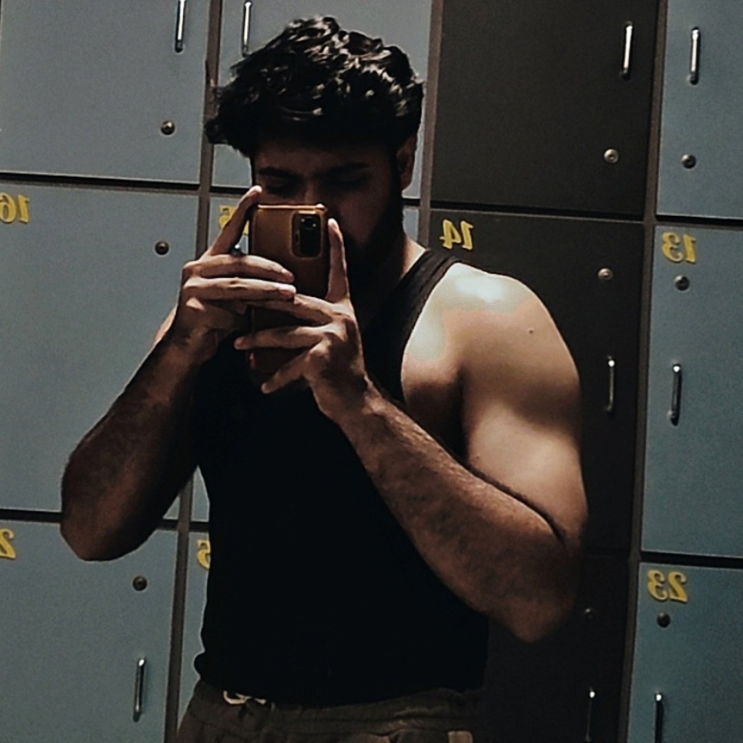 caffinerush_'s tweet photo. Tweet karny ka dil nai tha Socha Profile Picture he Change kar Loon https://t.co/d8fMeDNZDt