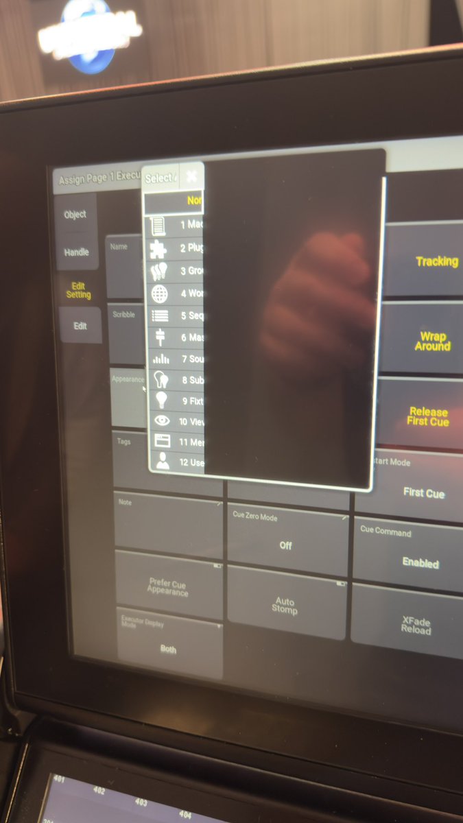 JDesignM's tweet image. Gma3 be trip’n!  @MALighting