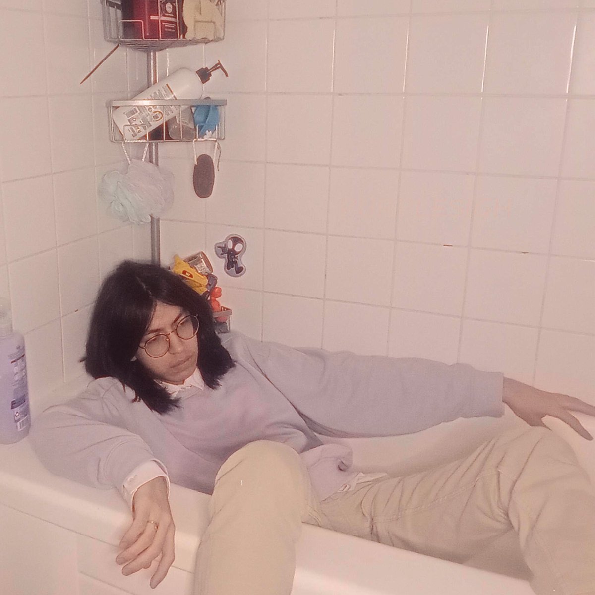 my third album drowning in nothing released: fanlink.tv/drowninginnoth…