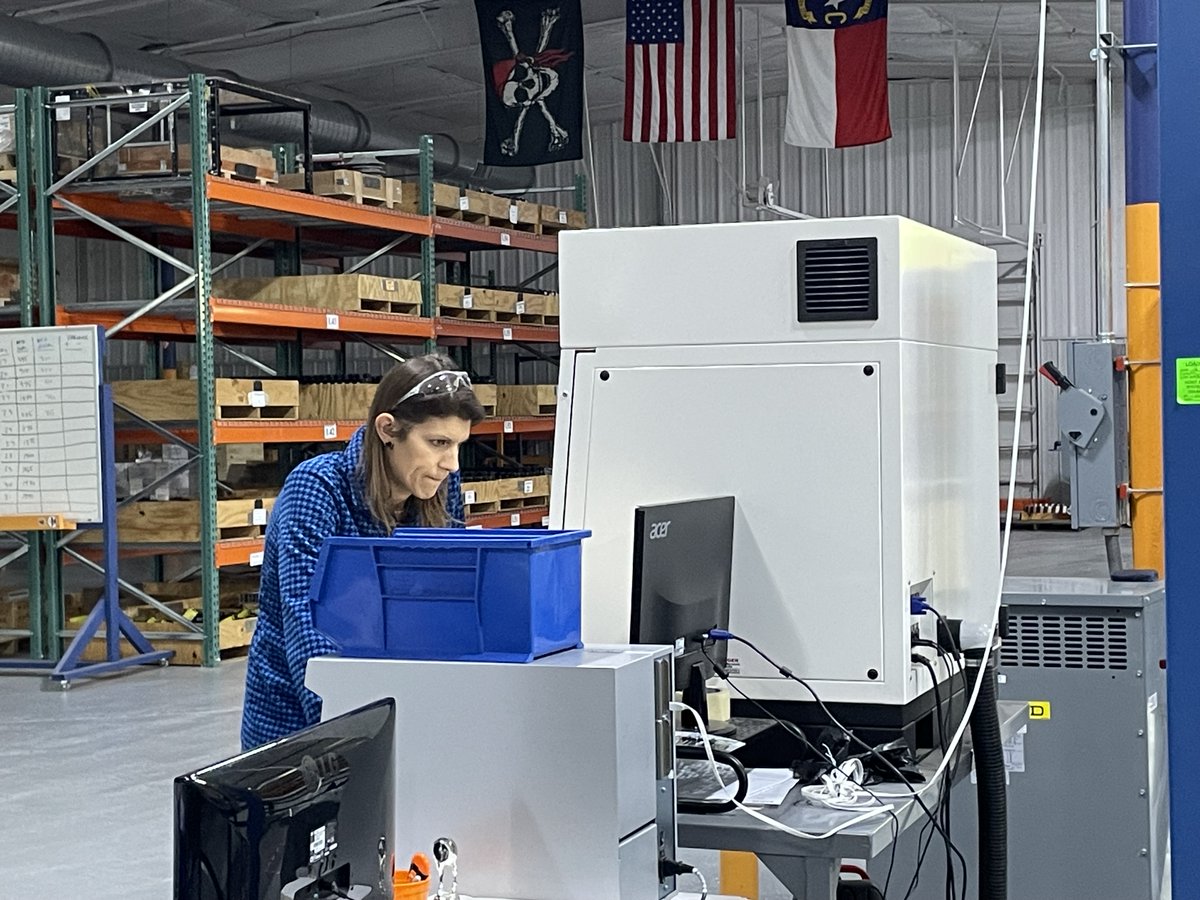 AccuGridTech's tweet photo. Big order just shipped out ⚡ Full steam ahead! #powerinprecision #electricutility https://t.co/uIOIJ4WCdz