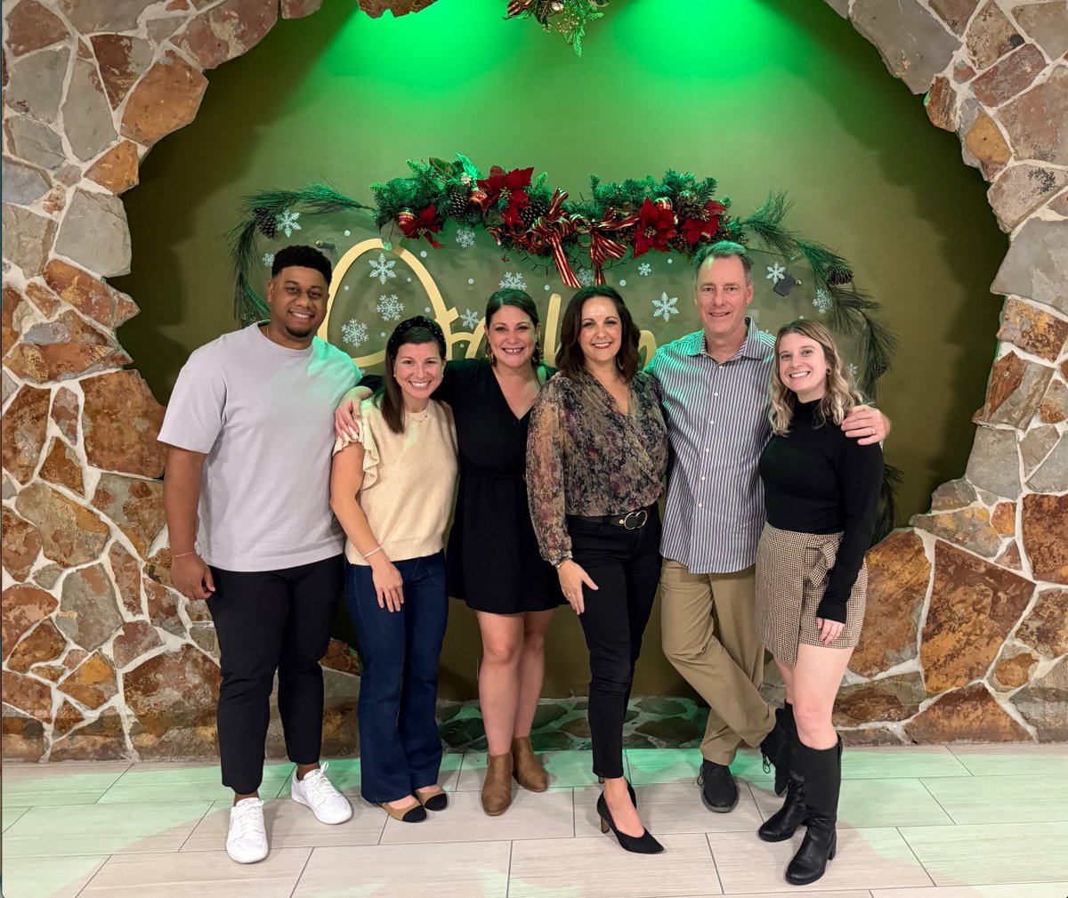 Season's greetings from our company Christmas party! Our team had a blast celebrating the holidays this weekend.🎄