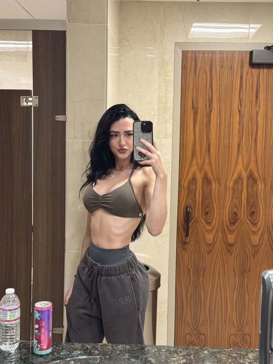 Evgeniya 🦋 (@yevaleva) on Twitter photo 