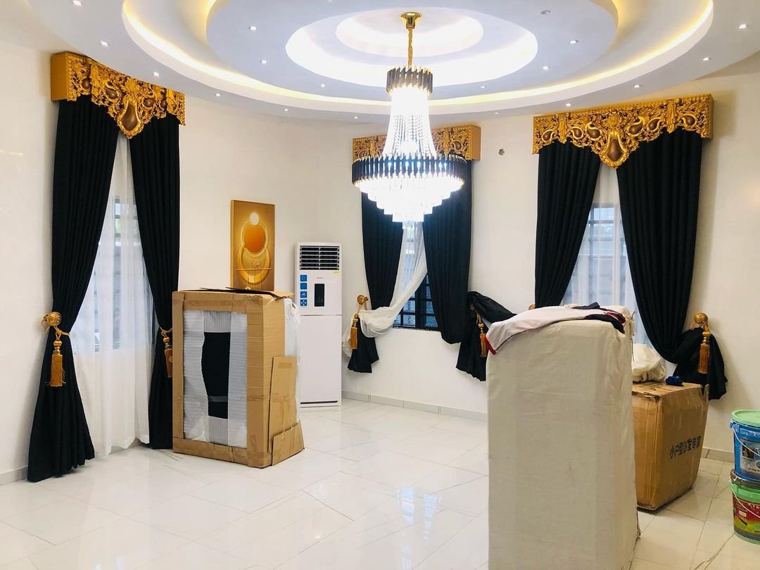 NewAge_Nigeria's tweet image. This is what it looks like inside 😍

3-bedroom modern bungalow 🏡