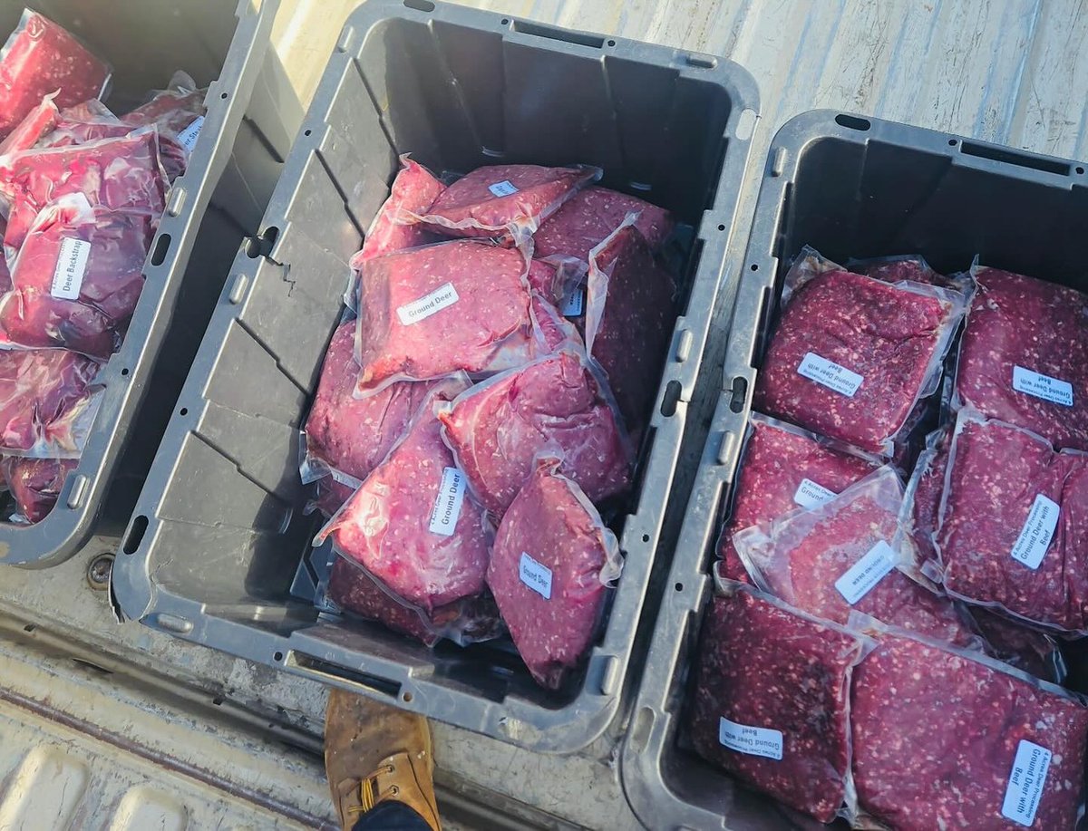Swollfest's tweet photo. If you’re heading into the woods this December, don’t forget, your extra meat can make a real impact. Donate your harvest to Hunters for the Hungry and help feed families across Louisiana: https://t.co/EwsSbA9UnO

#swollfest #swollfestfishingrodeo #huntersforthehungry https://t.co/QMIbfzIYRy