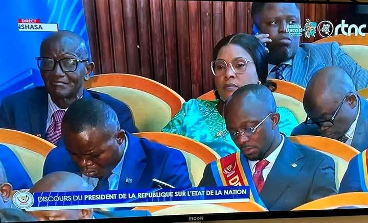 MagickSteve01's tweet photo. 🧲🔻|| présence remarqué de la gouverneur de la province de Lualaba,  @FifiMasukaSaini  lors du discours du président sur l'état de la nation au palais du peuple !

Rien à ajouter... https://t.co/bvGqo0mNwy