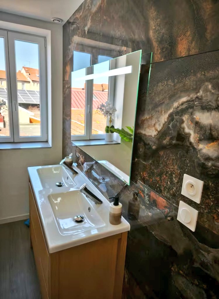 Medhi Asten tweet media