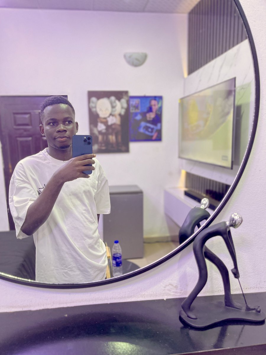 TP_Conceptz's tweet photo. Hello X 👋 

It’s Been a while here 🙂‍↕️😊 https://t.co/EFzS8daaFz
