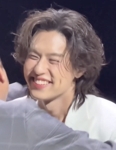 ขอให้รอยยิ้มนี้คงอยู่ตลอดไป🐶🫳🏻 #bbillkin