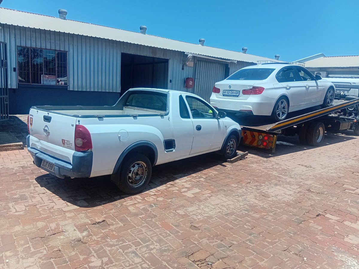 AutoKhensani's tweet photo. 66 Topaas Street unit 7, Klerksoord Akasia Rosslyn Pretoria

WhatsApp us 0659246550

Free Diagnostic 🚗🚗🚗 https://t.co/FZGOC8W5Xa
