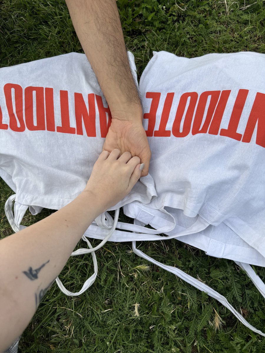 halseysaysysbs's tweet image. mother made the impossible possible🙂‍↕️