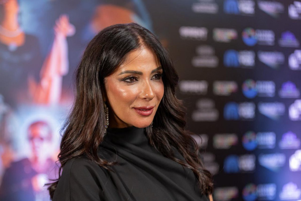 لحظات من افتتاح فيلم الست في الرياض بحضور نخبة من نجوم السينما ❤️😍

#BigTime
#RiyadhSeason