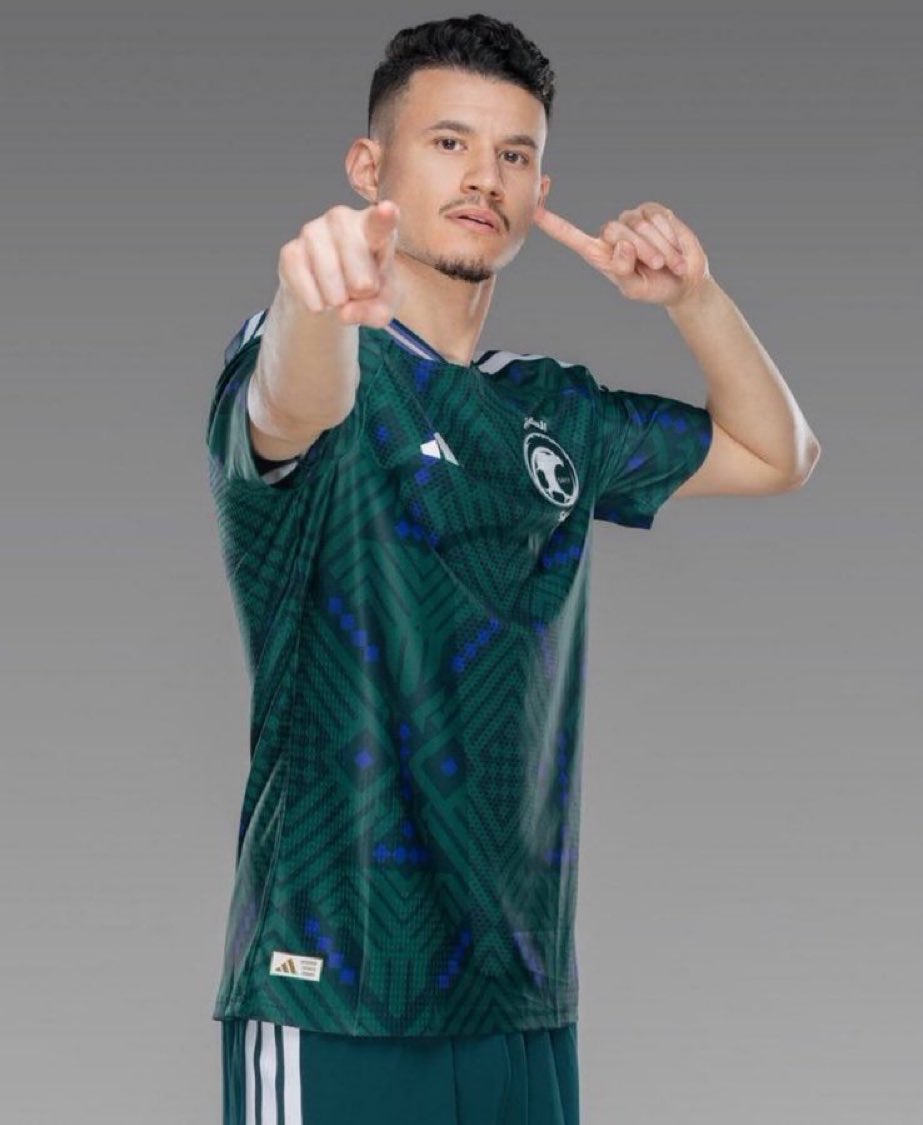 <a href="/football_li5/">نواف الاسيوي 🇸🇦</a> المروح هذا