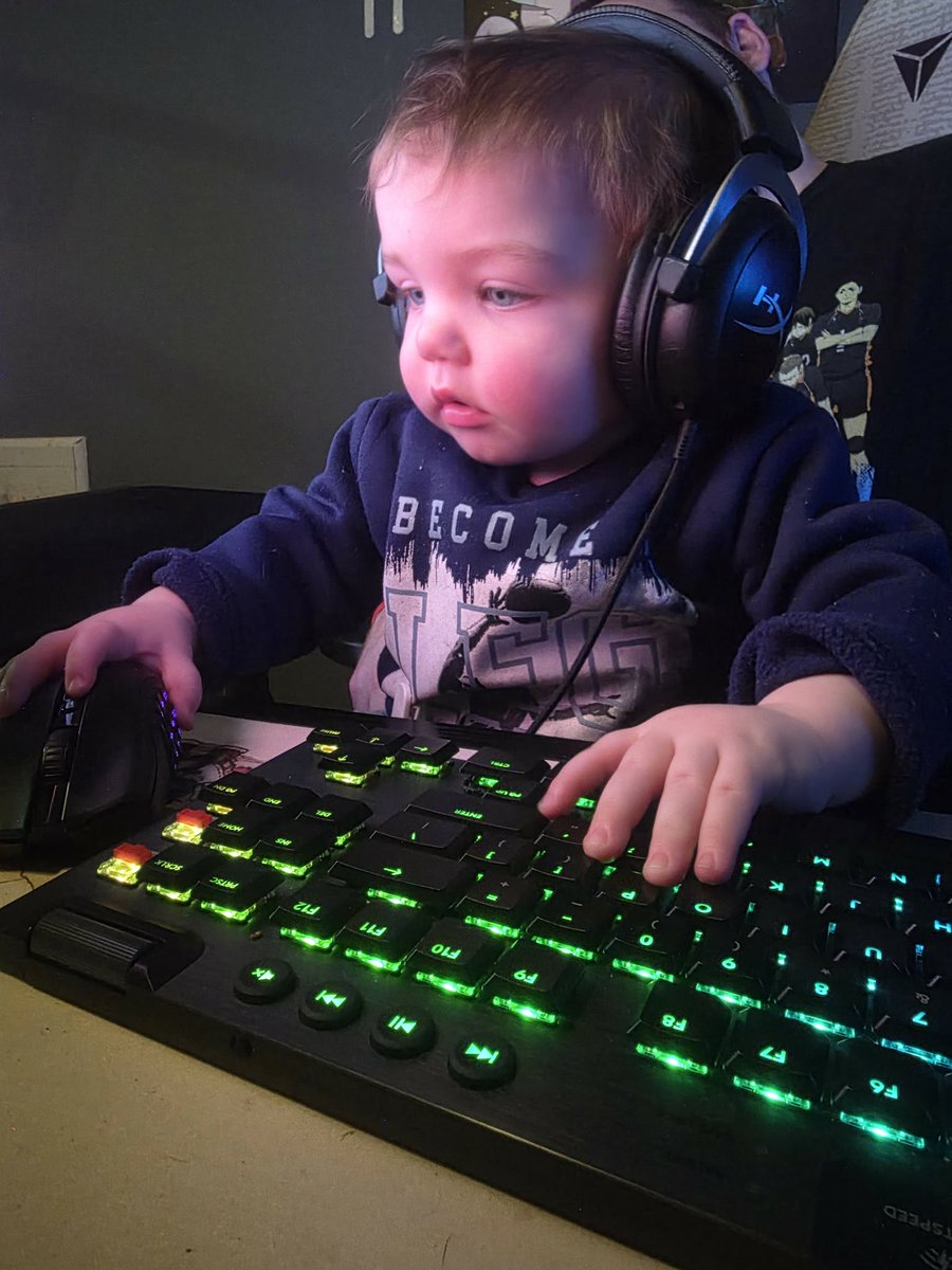 TheRedHyperion's tweet image. Year 28 Siege SI Champ