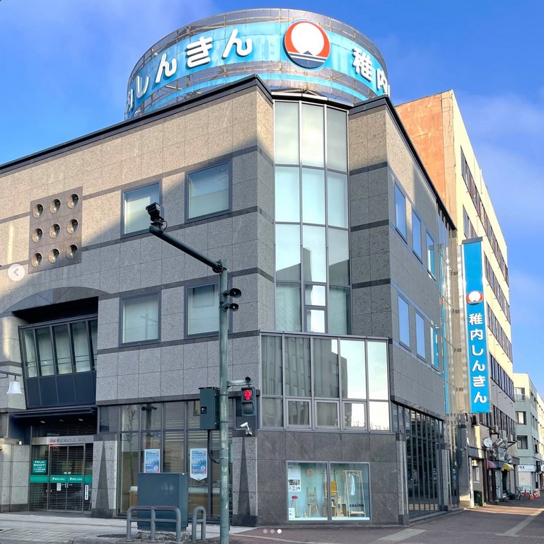 cosine_com's tweet image. 「心がざわつく瞬間と、ほっとする木のぬくもり」
わくわく様です。
昨夜、久しぶりに少し大きめの地震がありました。
青森県では震度6強、北海道でも津波が観測され、旭川も震度3の長い揺れに包まれました。
お風呂に入っていた妻は「めまいがしたのかと思った」と話し
x.gd/rejZI