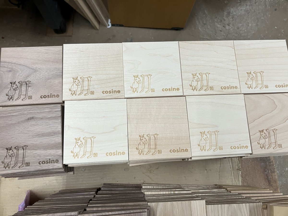 cosine_com's tweet image. 「心がざわつく瞬間と、ほっとする木のぬくもり」
わくわく様です。
昨夜、久しぶりに少し大きめの地震がありました。
青森県では震度6強、北海道でも津波が観測され、旭川も震度3の長い揺れに包まれました。
お風呂に入っていた妻は「めまいがしたのかと思った」と話し
x.gd/rejZI