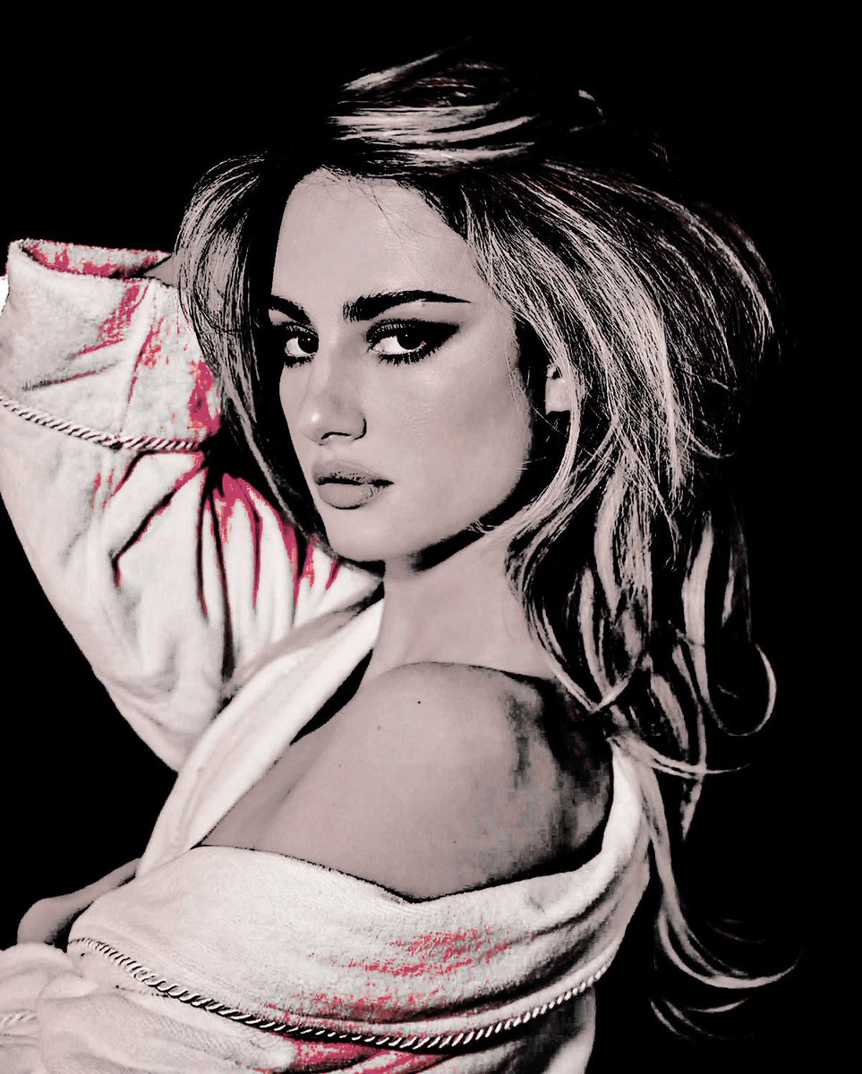 PR0MQVEEN's tweet image. ᅠᅠᅠᅠ 
ᅠᅠᅠᅠ
ᅠᅠᅠᅠ 
      
   𝚢𝚘𝚞  𝕜𝕟𝕖𝕨 𝐲𝐨𝐮 𝔀𝗲𝗿𝗲𝗻’𝘁 𝗿𝗲𝗮𝗱𝘆 𝗳𝗼𝗿 𝗮 𝗴𝗶𝗿𝗹 𝗹𝗶𝗸𝗲 𝗺𝗲 . . . 

ᅠᅠᅠᅠ
ᅠᅠᅠᅠ