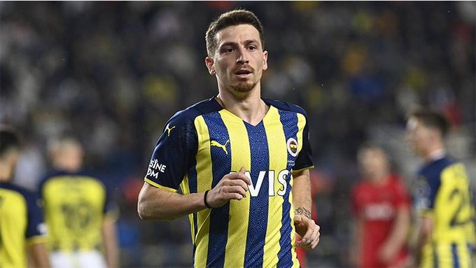 tekhabermerkezi's tweet image. Mert Hakan Yandaş: "Yine Fenerbahçe’den futbolcu arkadaşlarımla birlikte yasadışı bahis sitelerinde slot oyunları oynadık. Ancak kimin hesabından oynadığımızı hatırlamıyorum.."
#merthakanyandaş #uzakşehir #metehan #sergen #THM
