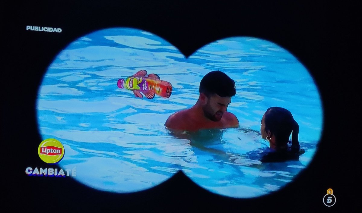 maddilo10's tweet image. Publi: hoy en monstruos de piscina, Darius Infidelis. Una especie que cambia de pareja cada 11 años. Pacífico por el dia, peligroso de noche

JAJAJAJAJAJAJA por favor, subirle el sueldo al que se le haya ocurrido eso #LaIslaDeLasTentaciones16 #LaIslaDeLasTentaciones9