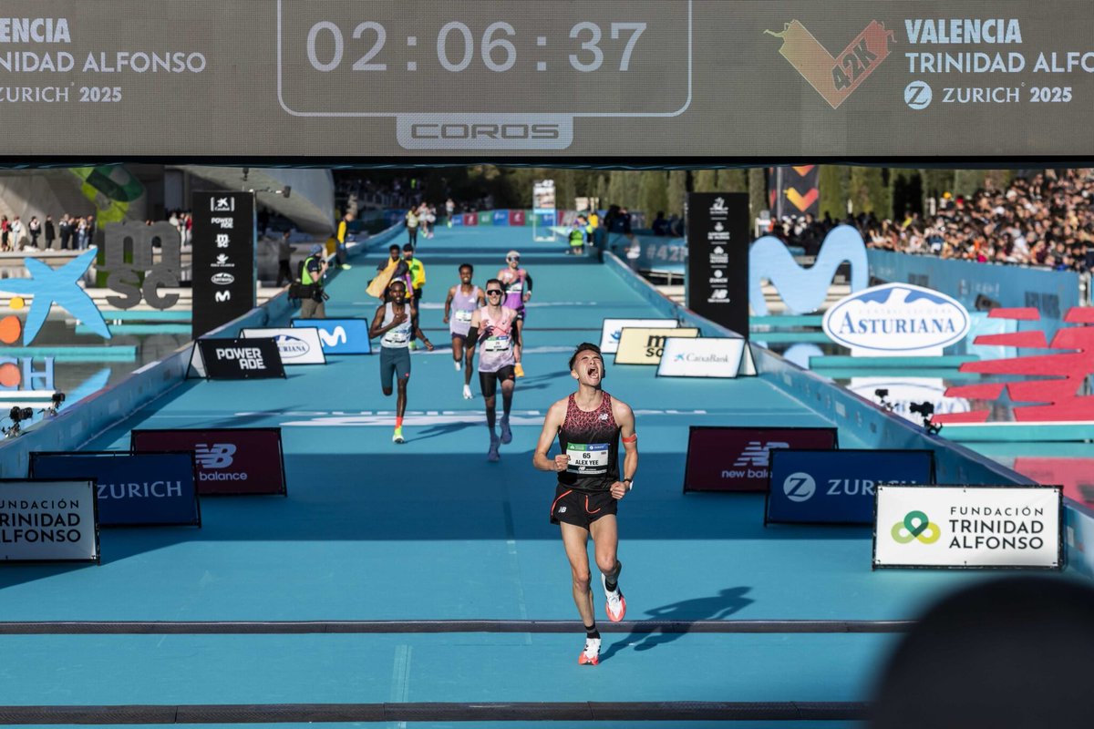 👟 Llega el #KM42 con <a href="/chemitamartinez/">Chema Martinez</a>

🏃 Este fin de semana se corrió la Maratón de Valencia, ¡31.000 corredores han concluido la línea de meta!

🤔 ¿Qué hacer cuando llega el muro en la maratón?

🚑 Consejos para las lesiones deportivas

📻 #PartidazoCOPE