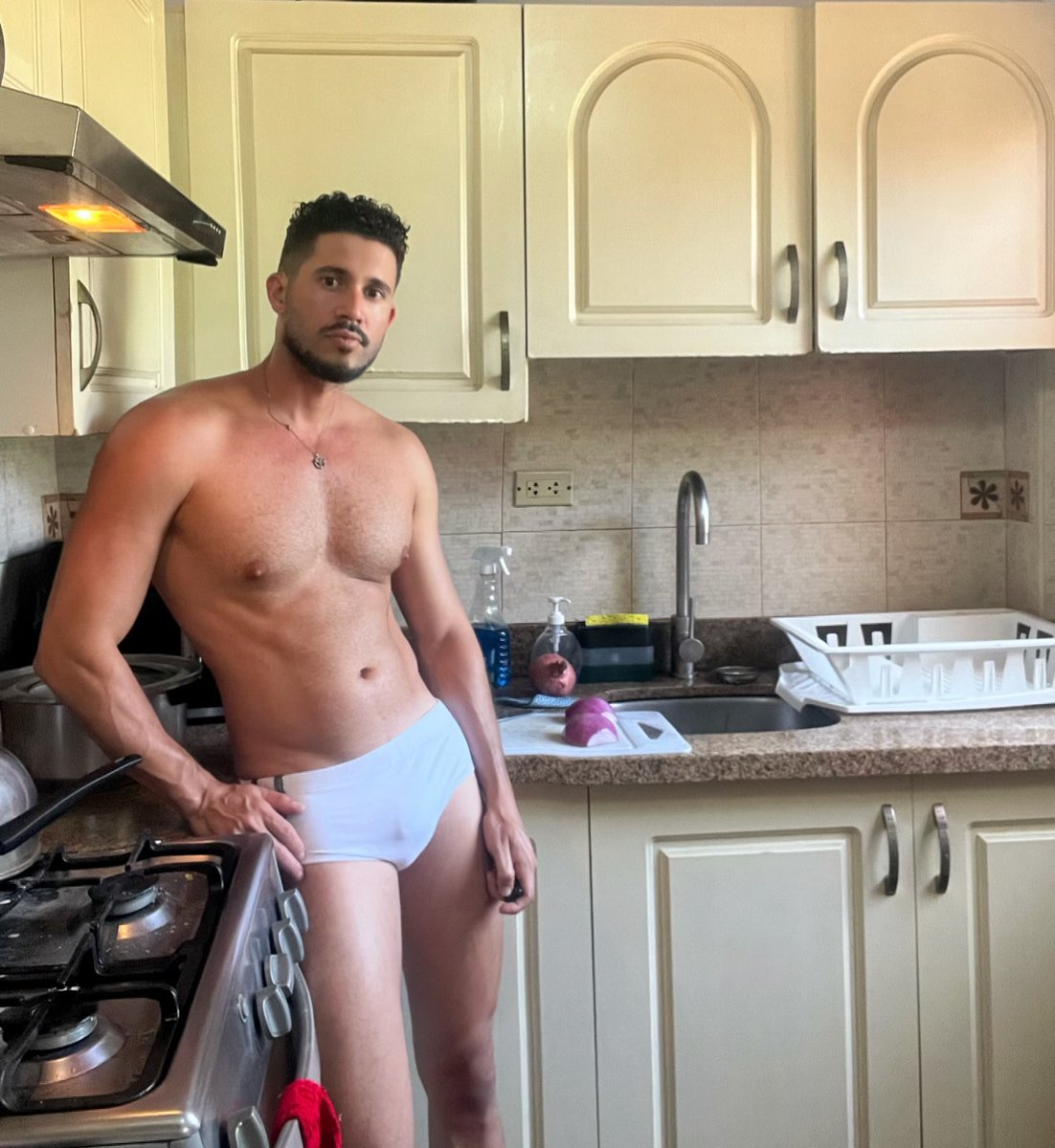 jpraldo's tweet photo. Unos días de desconexión donde solo importa lo que se está cocinando https://t.co/QNzW8D5zll