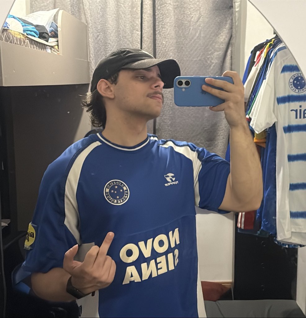 Knupfer_'s tweet photo. apenas contemplem essa obra prima 😮‍💨💙 https://t.co/2y3sZFpTmm