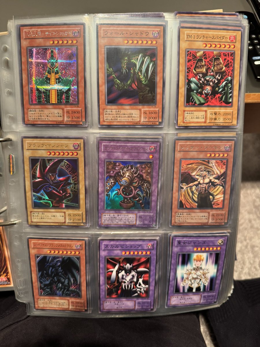 遊戯王カード　缶に入れた古いカード達 遊戯王カード 缶に入れた古いカード達 遊戯王カード 缶に入れた古い