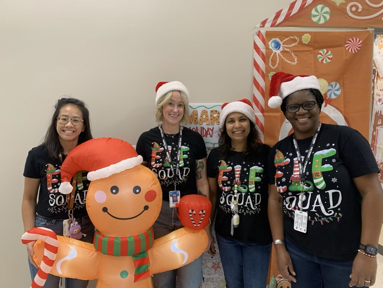 It was a Merry Monday of Learning at Marek!! 💭💬📖