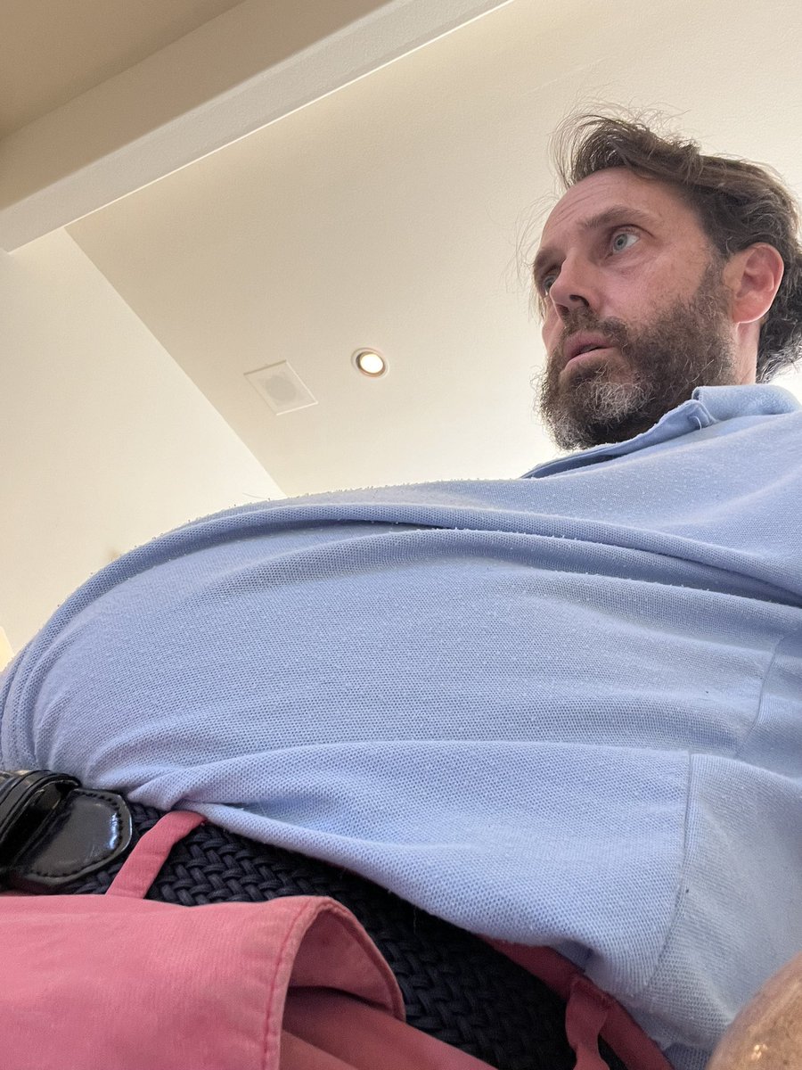 jeremymstamper's tweet image. A sit-up probably wouldn’t kill me but I figure why take the chance.