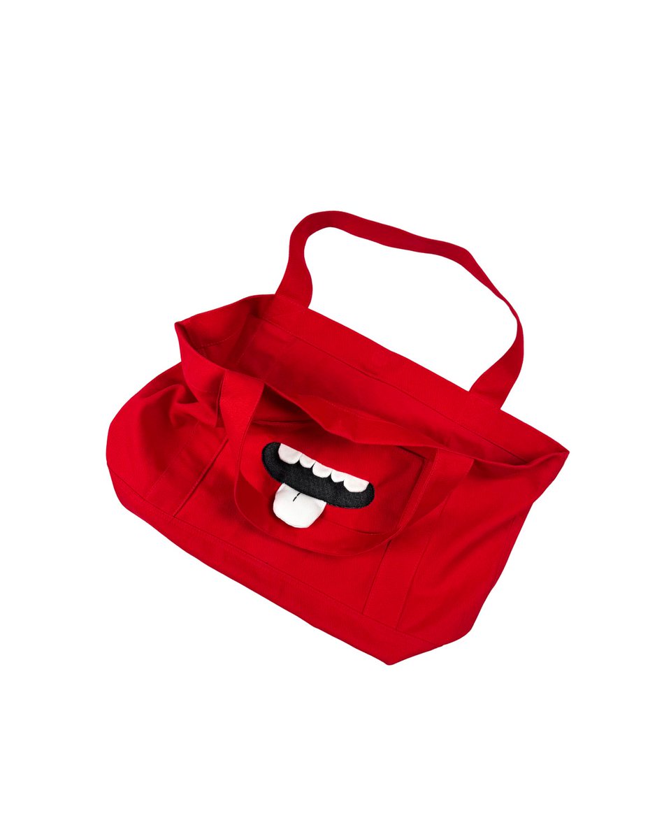 AraiaStudio's tweet photo. Tote talk
ARAIA’s bag that talks back.
Carry at your own risk.

Color  Red

Material  Cotton 100%
Price  1,800 THB

Available via Line @araia or DM

#araia #araiastudio https://t.co/48QMDJHq2O