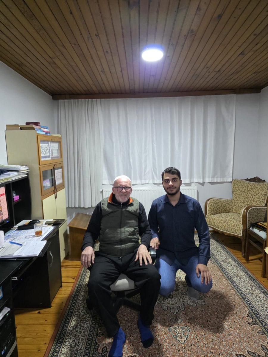 Genel Başkanımız Sayın Devlet Bahçeli Beyin Talimatları ile “#HayırlıGünlerKomşum” ve “#DerdinDerdimizdir” Ziyaretleri Kapsamında, Fatih/Hırkayışerif Mahallemizde ki Ali Rıza Ünsal Beyefendiyi; 

 Mahalle Başkanımız Sn. Tahir Ulusal Ziyaret Etmiştir. 

Değerli Komşumuza