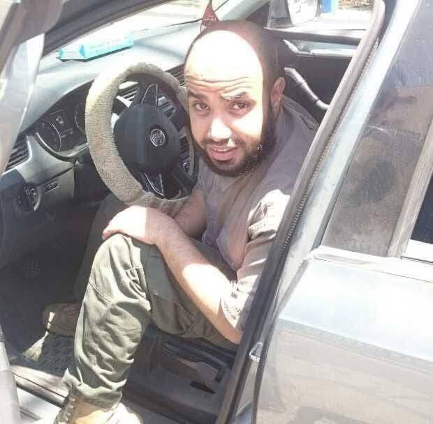 صورة متداولة للجاسوس غسان الدهيني عندما كان يعمل في صفوف تنظيمات داعشية.