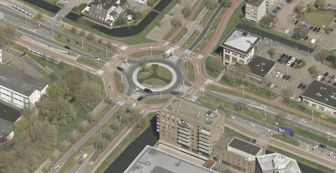 Aanrijding bij rotonde Veerweg – BK-weg