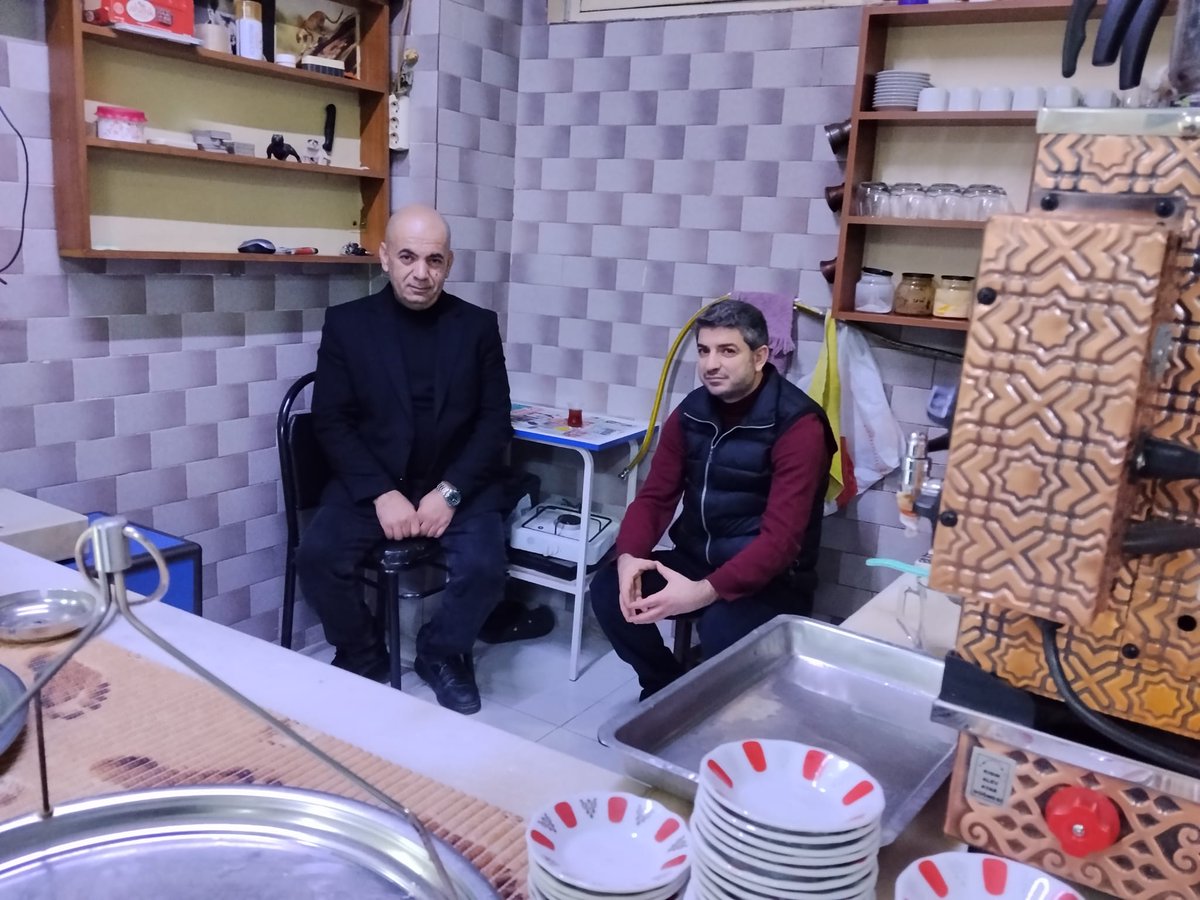 Genel Başkanımız Sayın Devlet Bahçeli Beyin Talimatları ile “#HayırlıGünlerKomşum” ve “#DerdinDerdimizdir” Ziyaretleri Kapsamında, Fatih/Mollahüsrev Mahallemizde ki Vefa Kıraathanesi Sahibi Arif Beyi; 

4. Bölge Başkanımız Sn. Ramazan Bahar Ziyaret Etmiştir. 

Değerli Esnafımıza